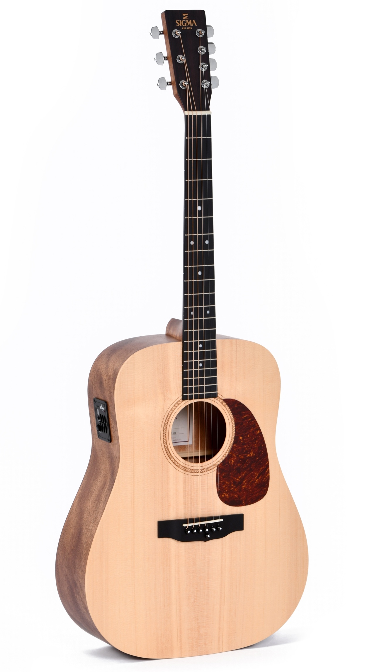 Sigma Guitars DM7E