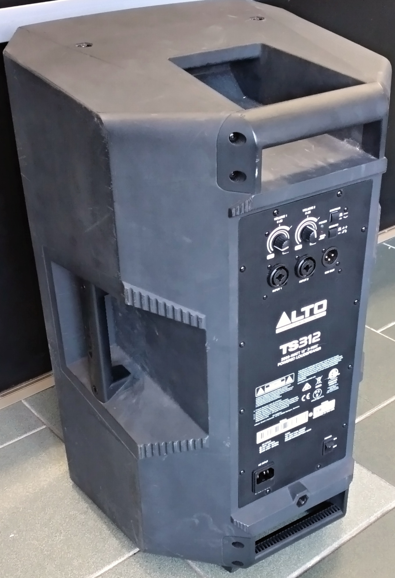 Alto Truesonic TS312 + obal