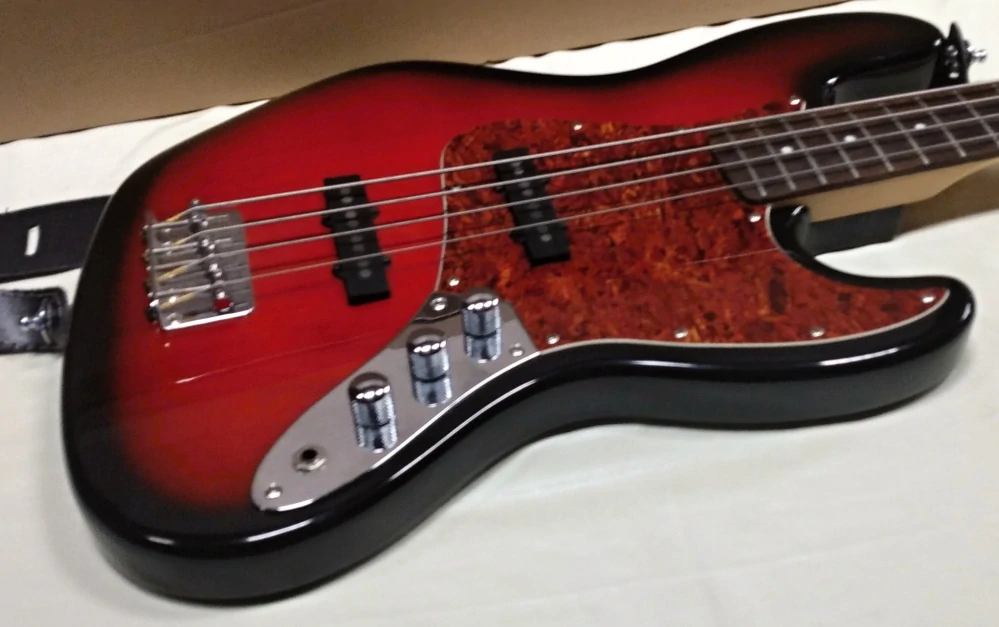 Fender Squier Standard JB