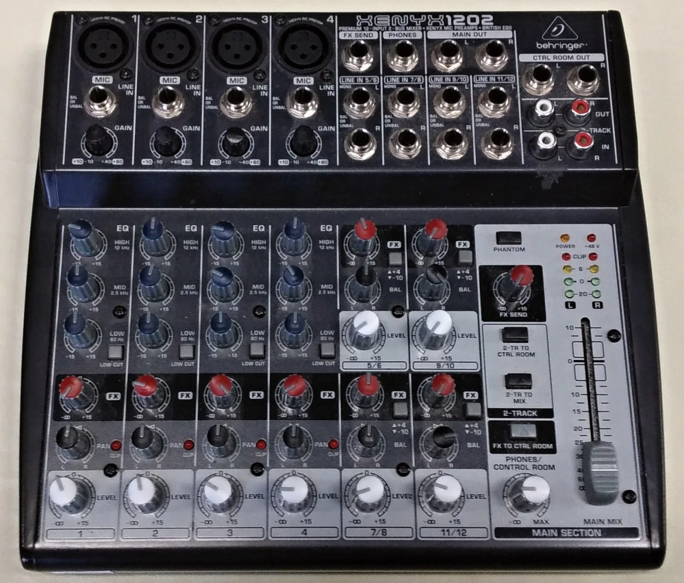 Behringer Xenyx 1202