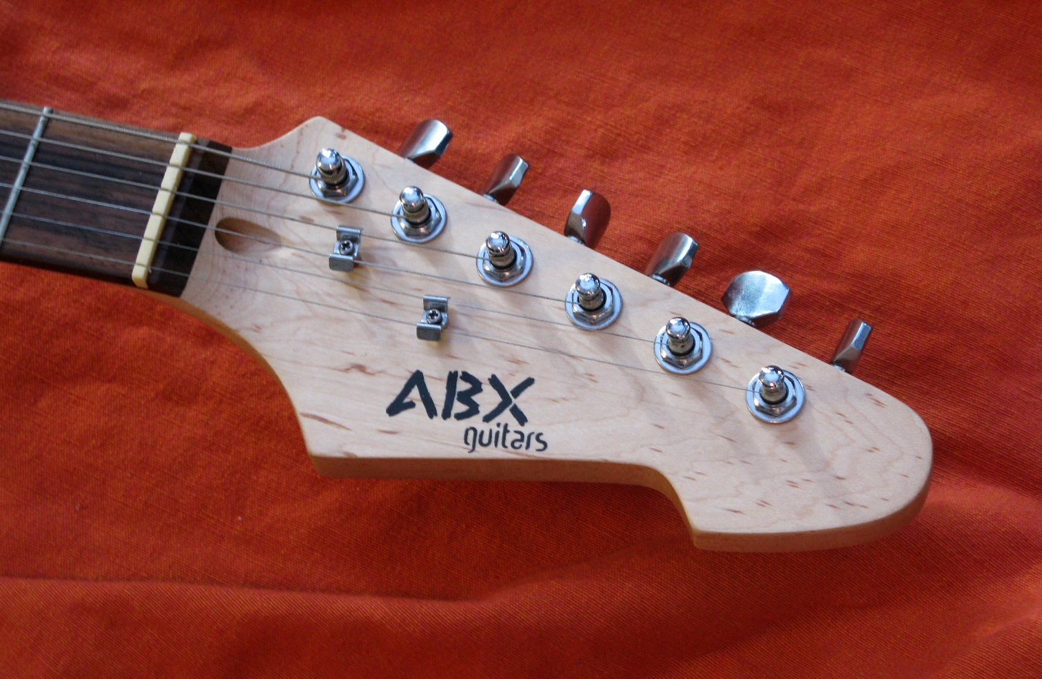 ABX ST-230 BK/WWSR