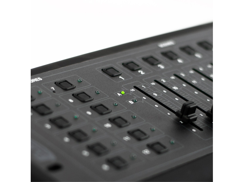 American DJ DMX Operator I