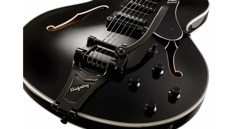 VOX Bobcat S66B BK