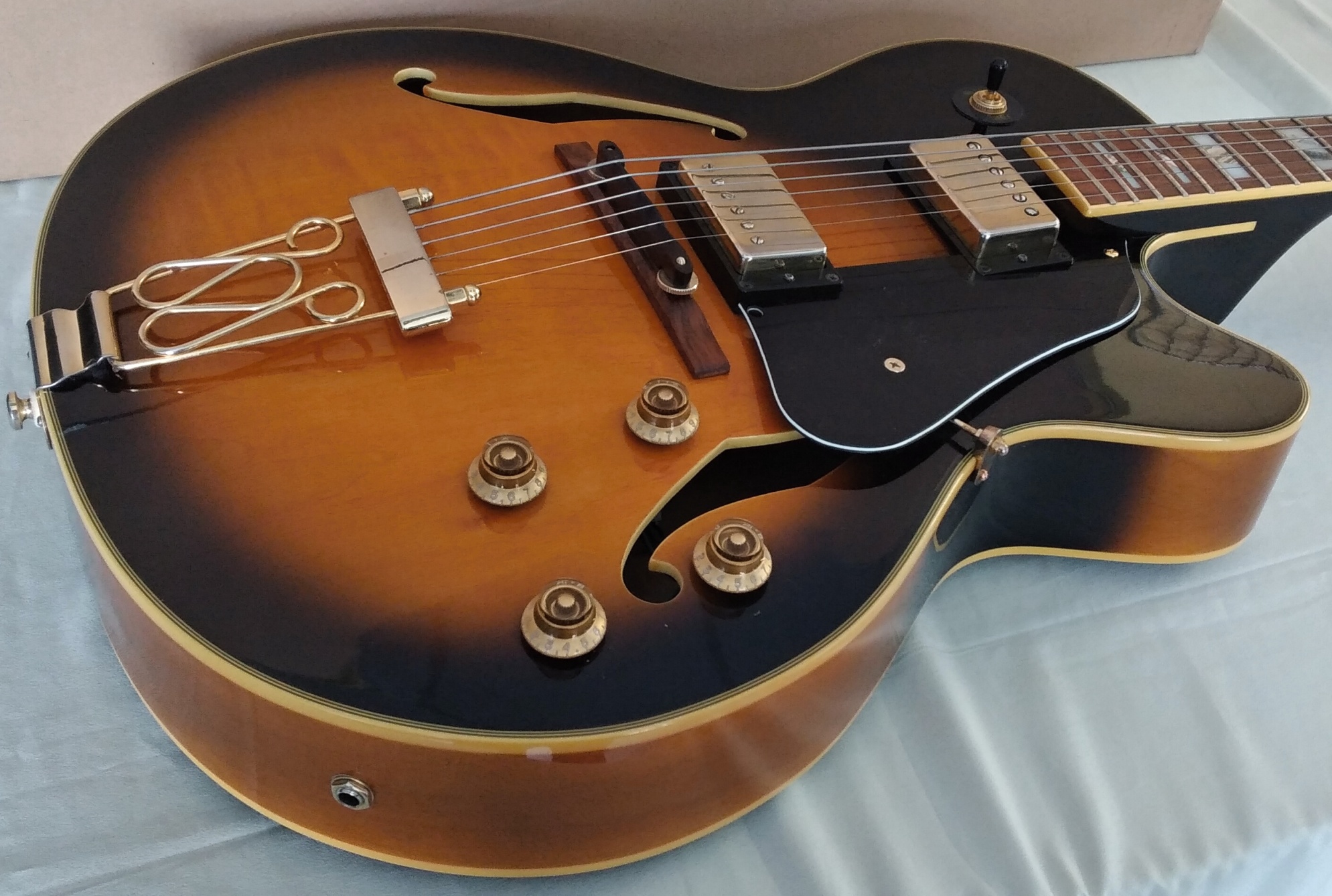 IBANEZ Artstar AF 120