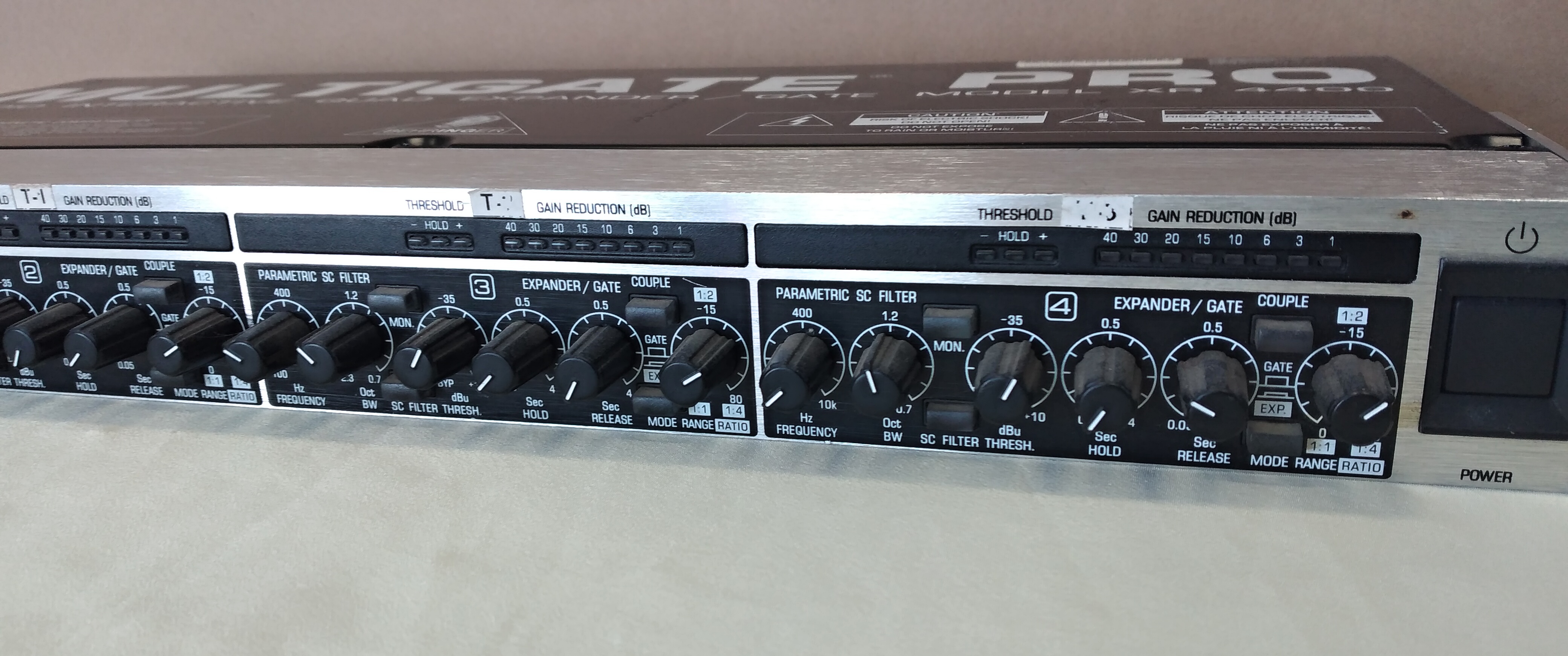 Behringer XR4400 MULTIGATE
