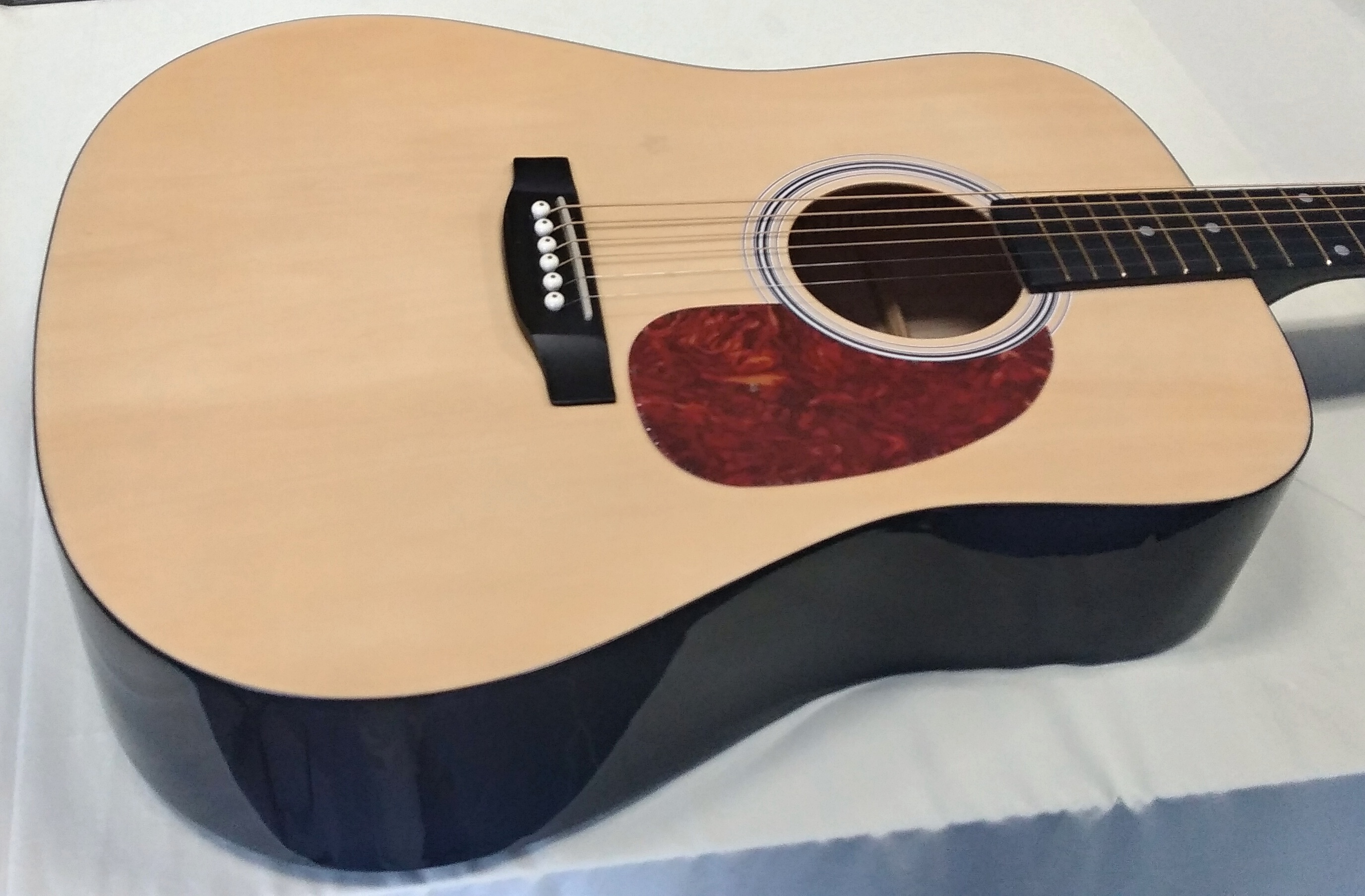 Squier SA-105