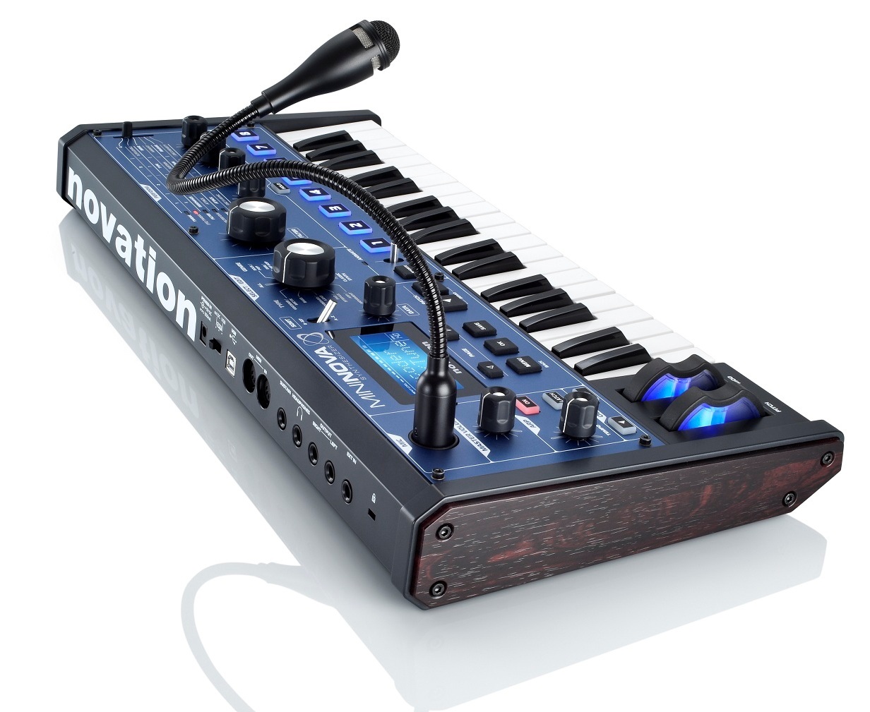 NOVATION miniNOVA