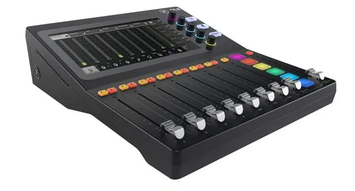 MACKIE DLZ Creator Podcasting Mixer