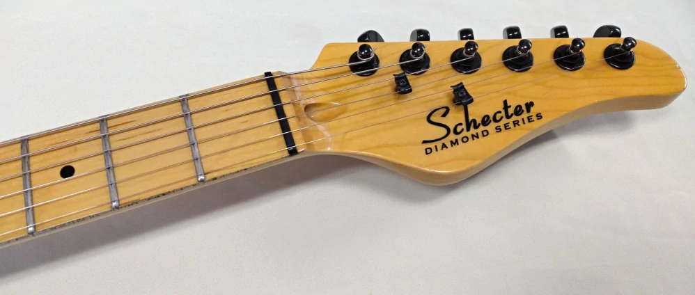 Schecter Diamond Series PT+Orange