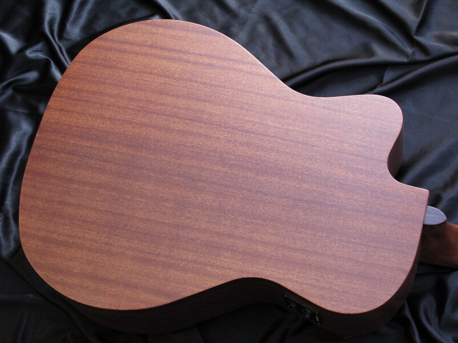 Sigma Guitars BMC-15E