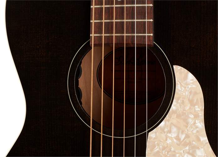ART & LUTHERIE Roadhouse Faded Black E/A
