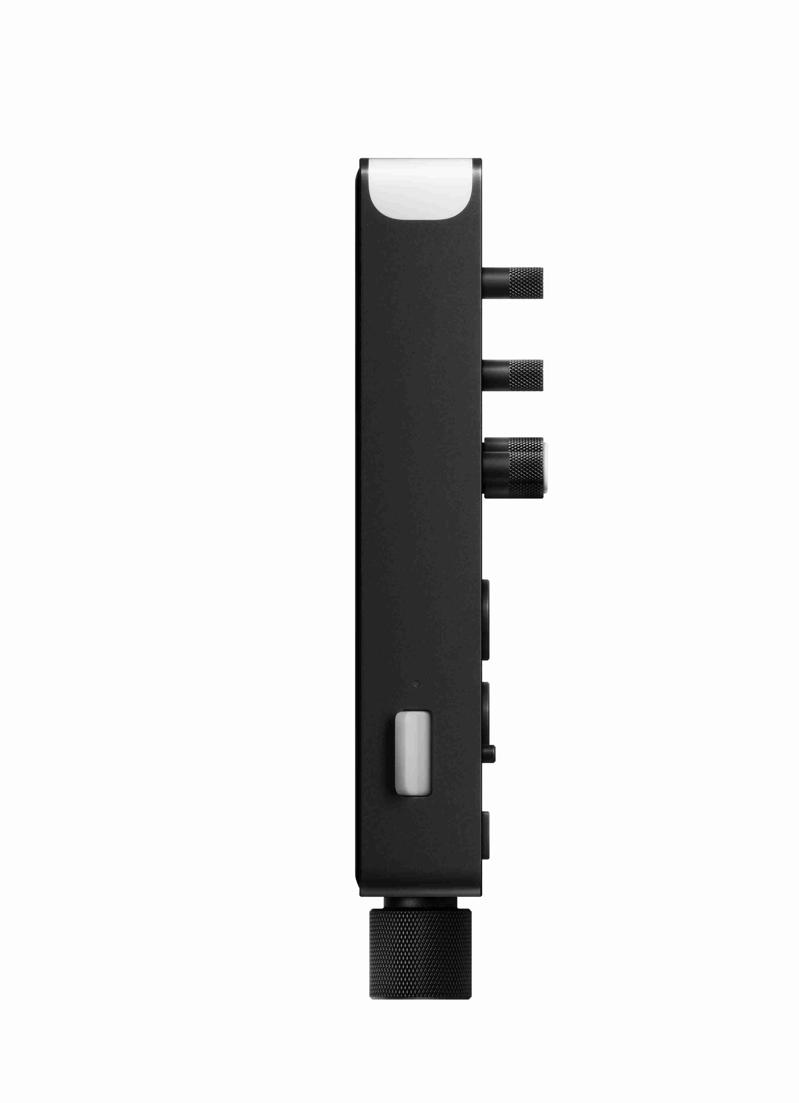 Teenage Engineering TX-6 black