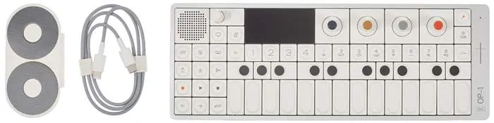 TEENAGE ENGINEERING OP-1 Field