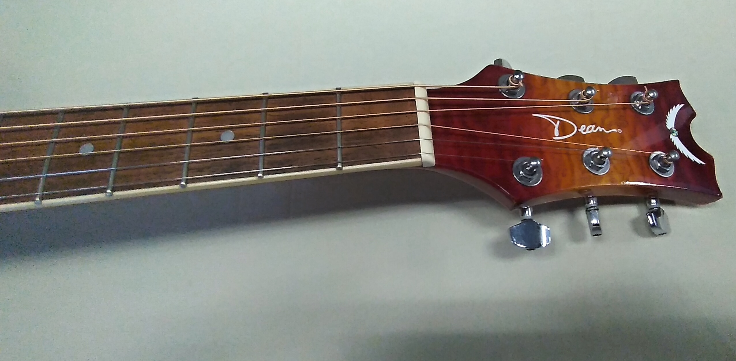 Dean Guitars AXDQA – TSB + obal