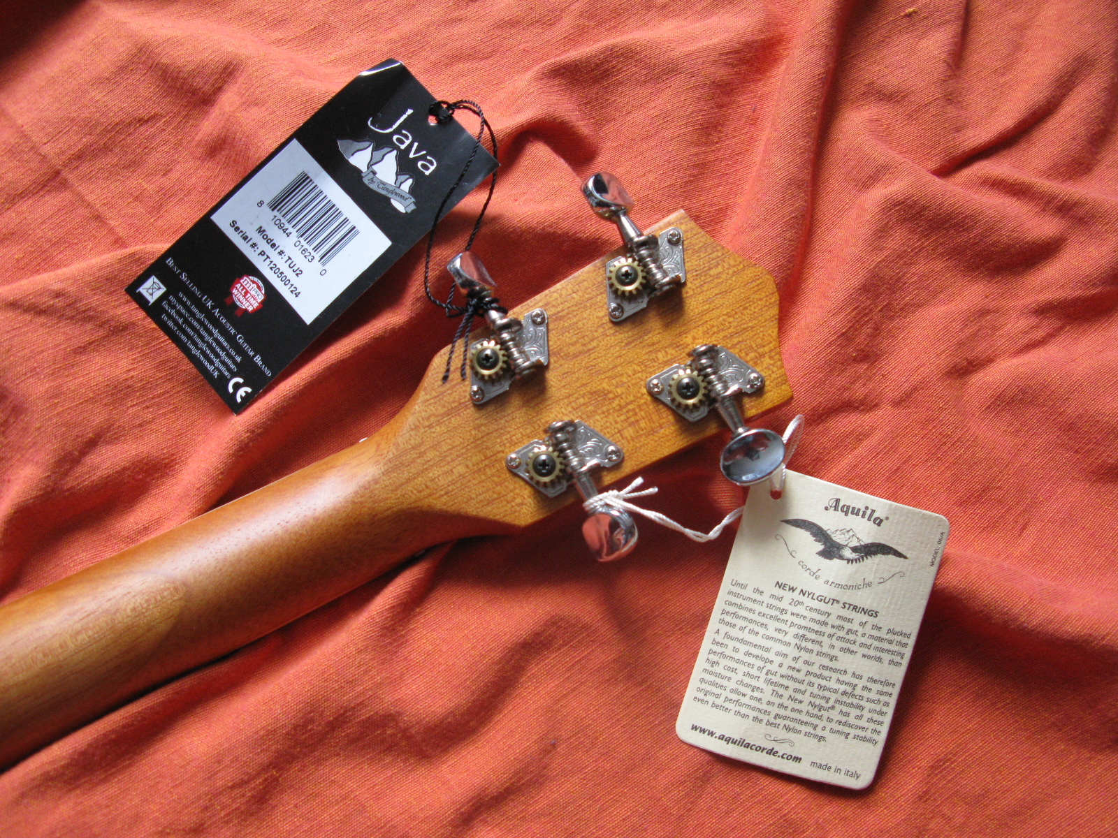 Java by Tanglewood TUJ2  