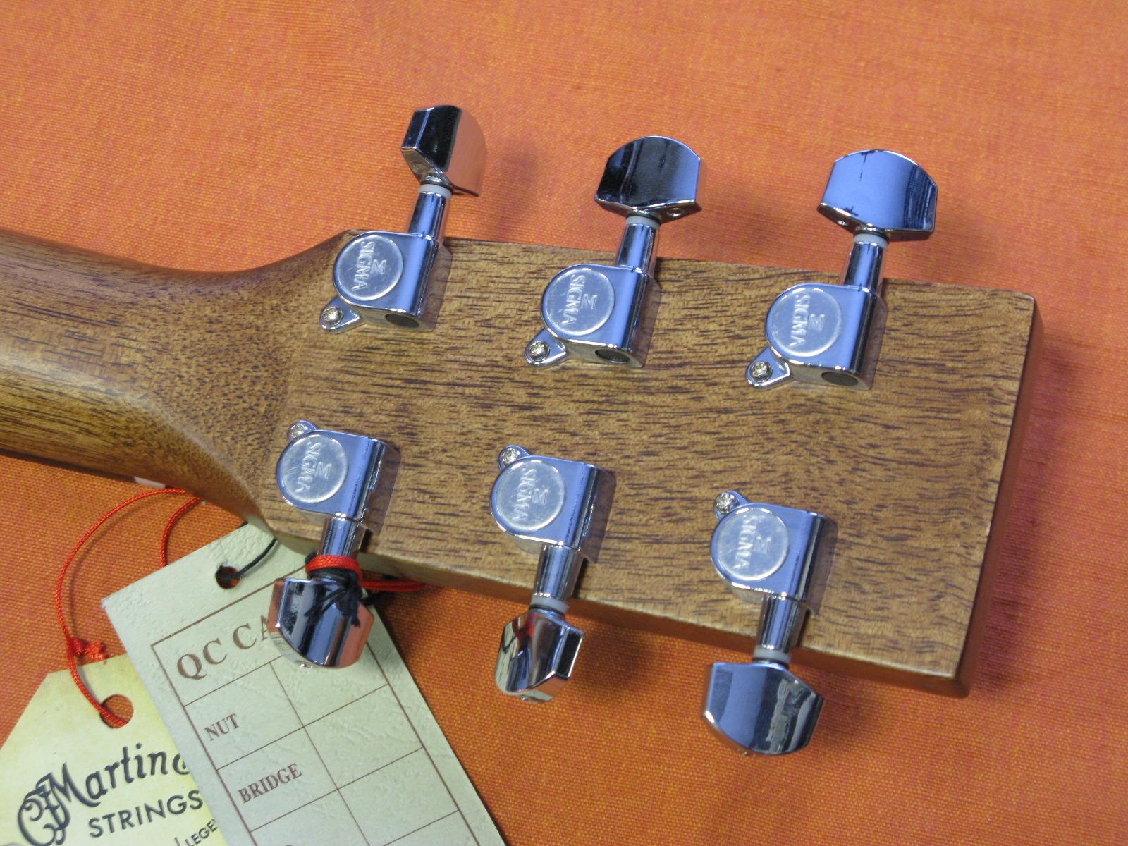 Sigma Guitars 000ME