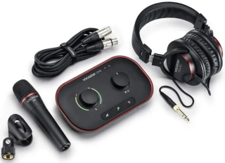 FOCUSRITE Vocaster One Studio