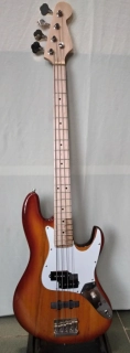 Basskytara  (Fender precission typ)
