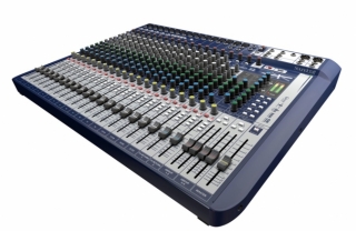 SOUNDCRAFT Signature 22