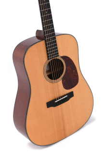 Sigma Guitars SDM-18 